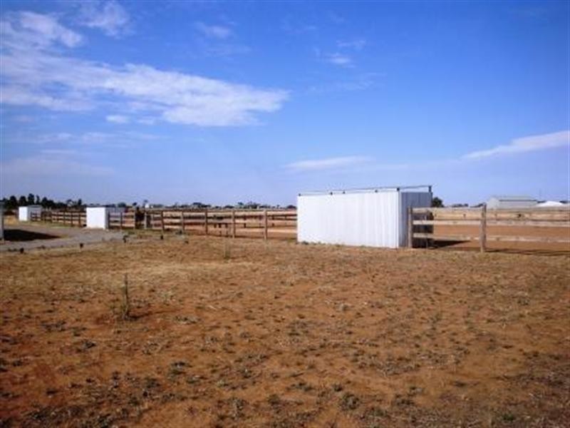 64 Harris Road, Dublin SA 5501