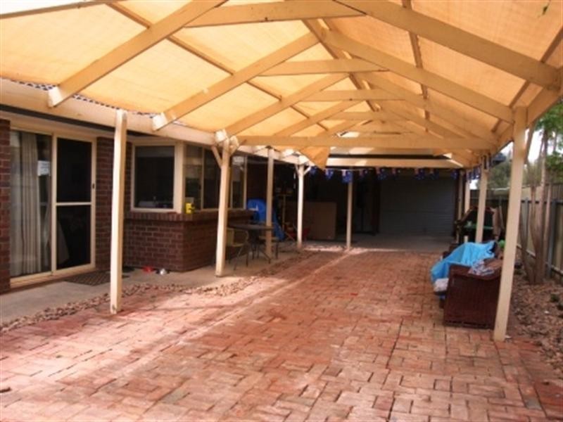 12 Dawn Close, Andrews Farm SA 5114