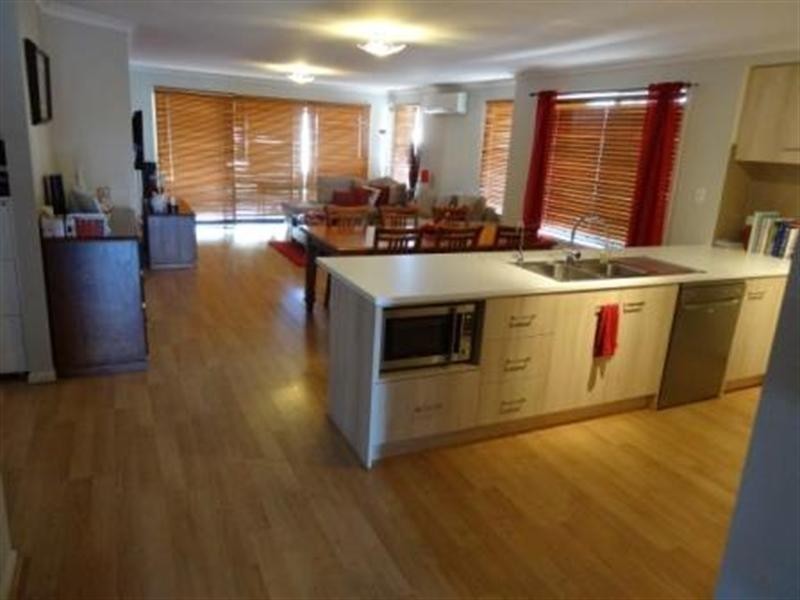 41 Arcadia Drive, Smithfield SA 5114