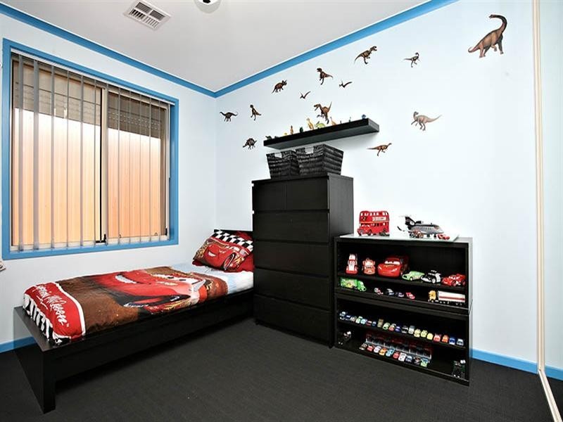 96 President Avenue, Andrews Farm SA 5114