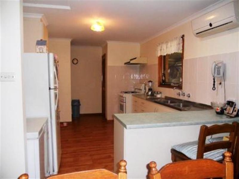 12 Parachillna Court, Smithfield SA 5114