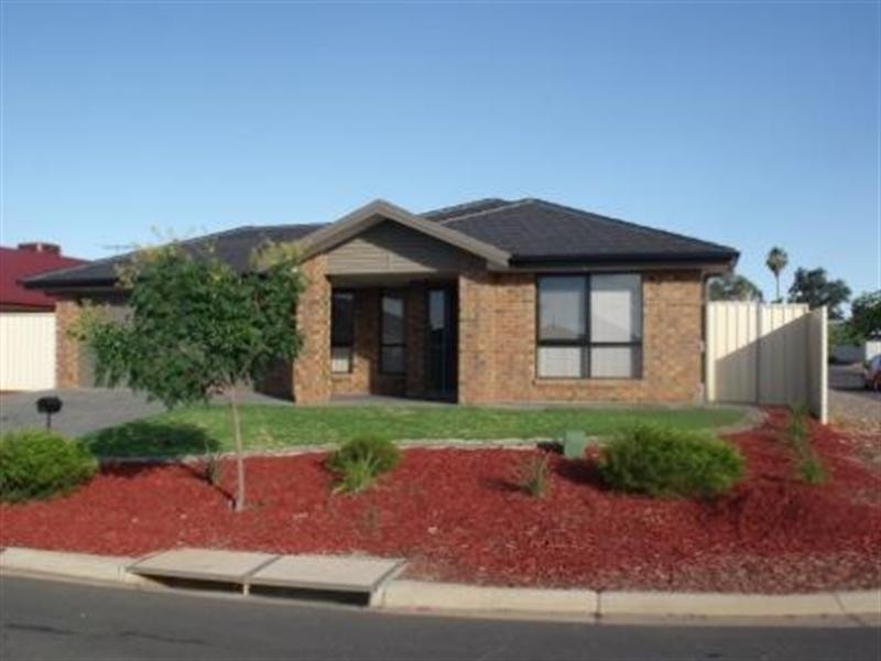 2 Overlander Way, Smithfield SA 5114