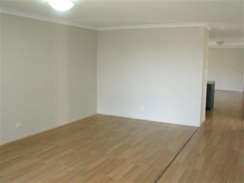 2 Overlander Way, Smithfield SA 5114