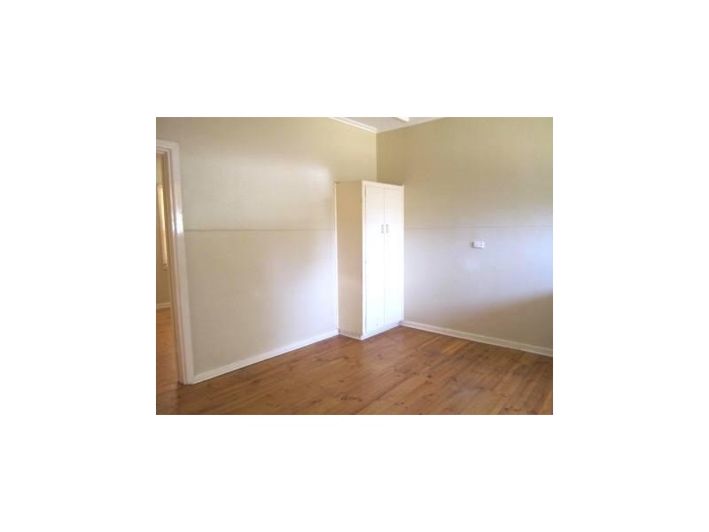 4 Conyngham Street, Elizabeth East SA 5112