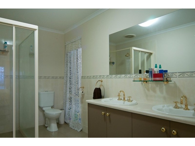 13 Roche Street, Freeling SA 5372