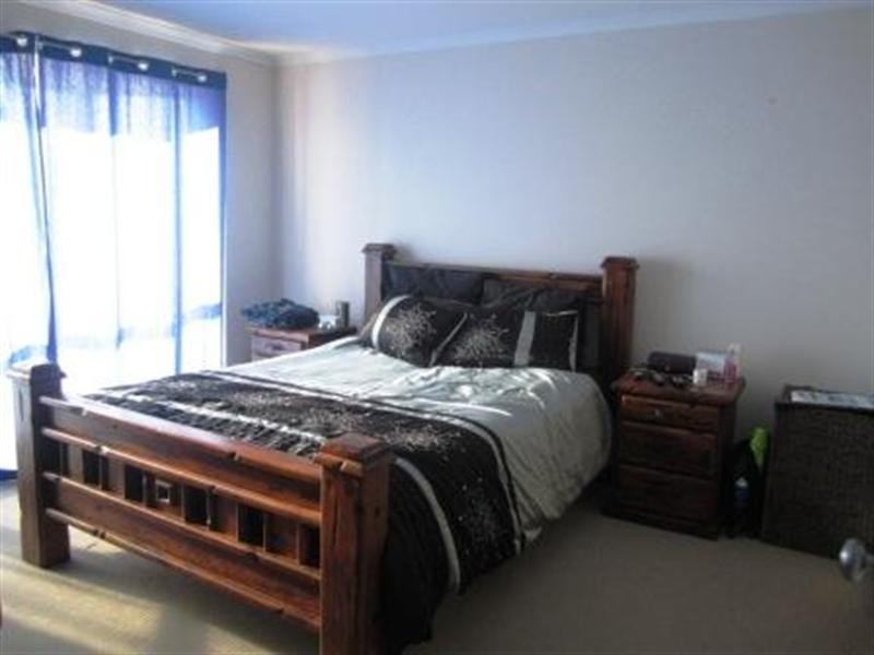 10 Burwood Road, Munno Para West SA 5115