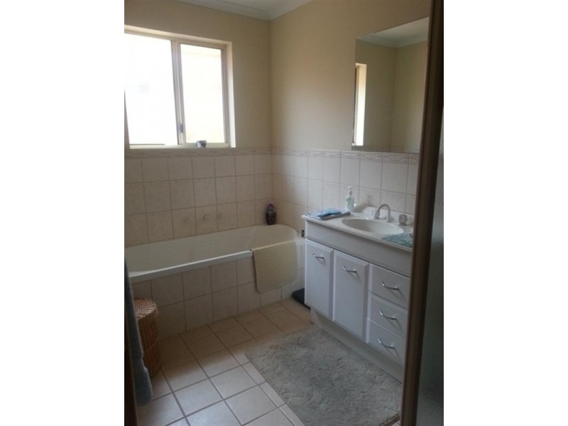 2C Anne Street, Smithfield SA 5114