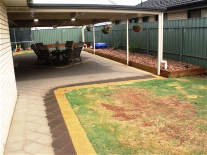 3 Tatura Road, Munno Para West SA 5115