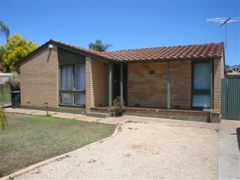 18 Lulama Crescent, Munno Para SA 5115