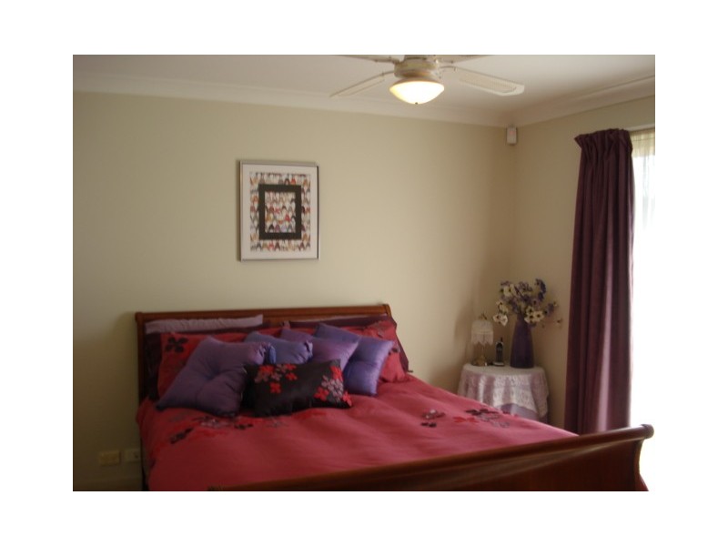 5 Montacute Drive, Oakden SA 5086