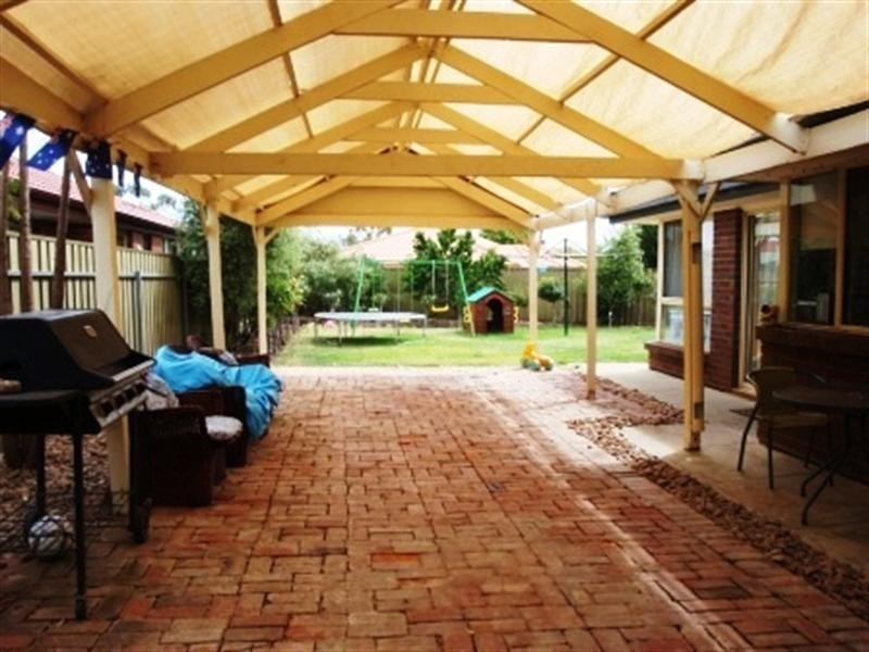 12 Dawn Close, Andrews Farm SA 5114