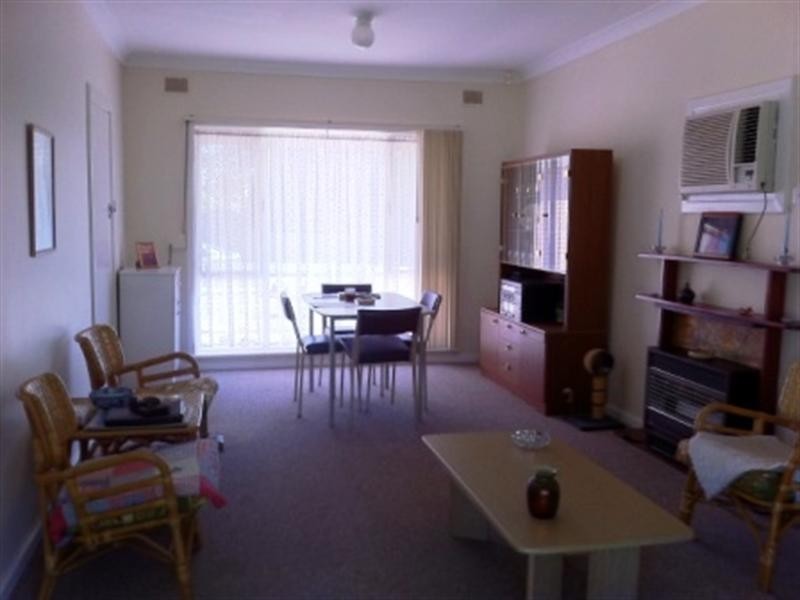 26 Crisp Road, Elizabeth Downs SA 5113