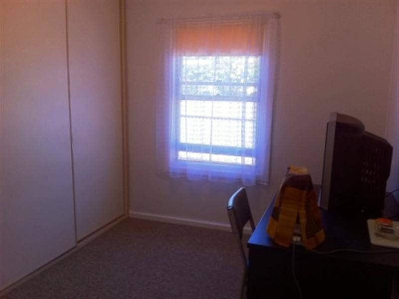 26 Crisp Road, Elizabeth Downs SA 5113