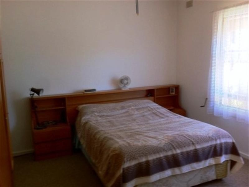 26 Crisp Road, Elizabeth Downs SA 5113