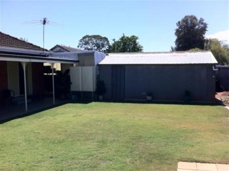 26 Crisp Road, Elizabeth Downs SA 5113