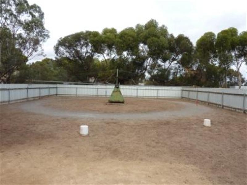 220 Hayman Road, Lewiston SA 5501