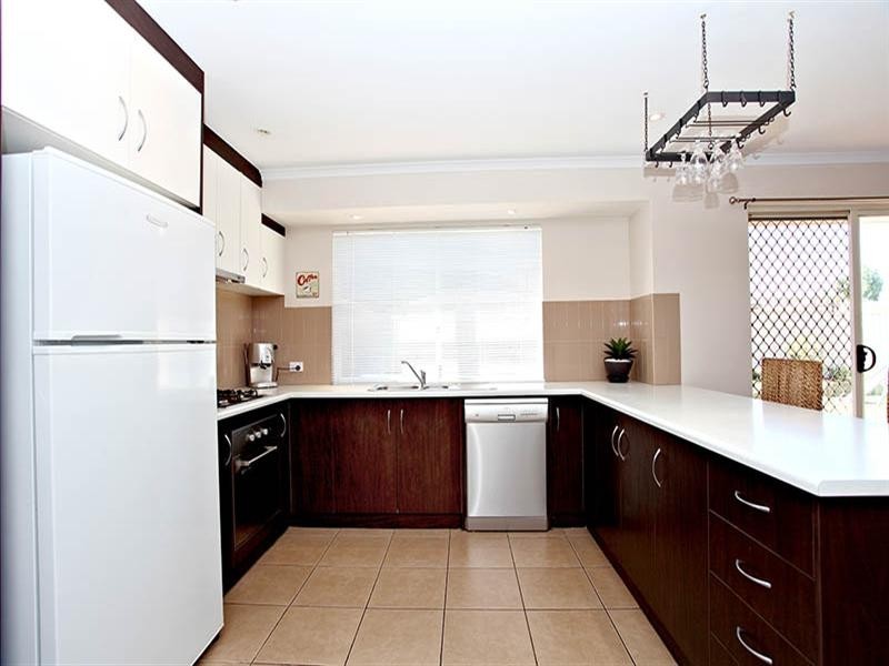 12 Vine Parade, Munno Para West SA 5115