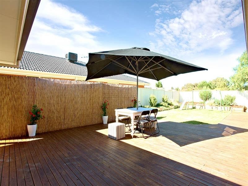 12 Vine Parade, Munno Para West SA 5115