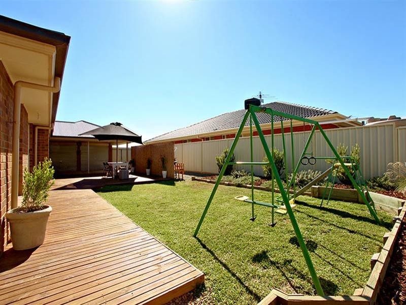 12 Vine Parade, Munno Para West SA 5115