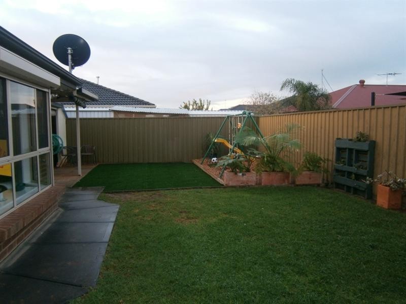 12 Eton Drive, Andrews Farm SA 5114
