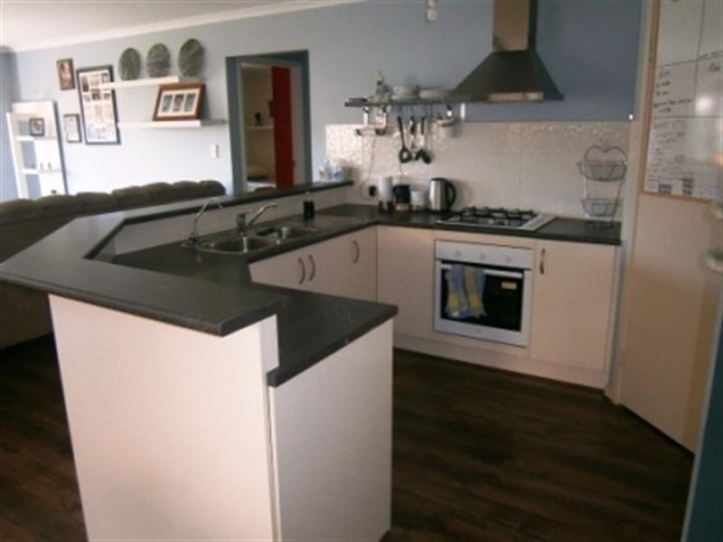 12 Eton Drive, Andrews Farm SA 5114