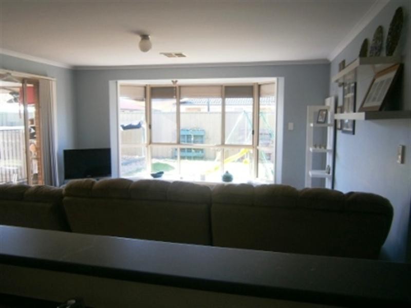 12 Eton Drive, Andrews Farm SA 5114