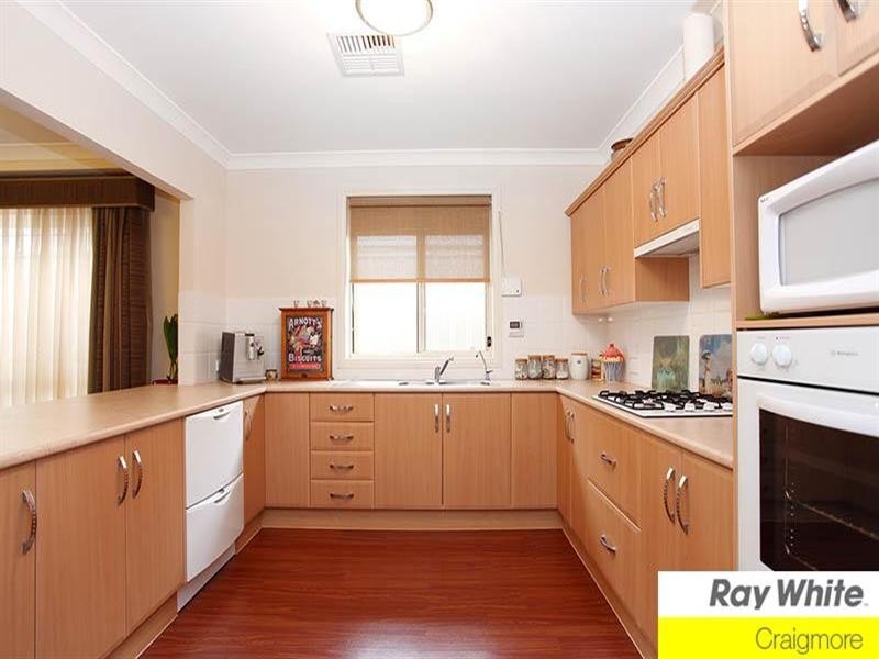 10 McLaren Court, Munno Para West SA 5115