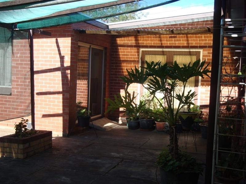 6 Wallace Drive, Elizabeth Vale SA 5112