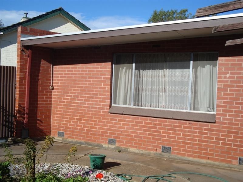 6 Wallace Drive, Elizabeth Vale SA 5112