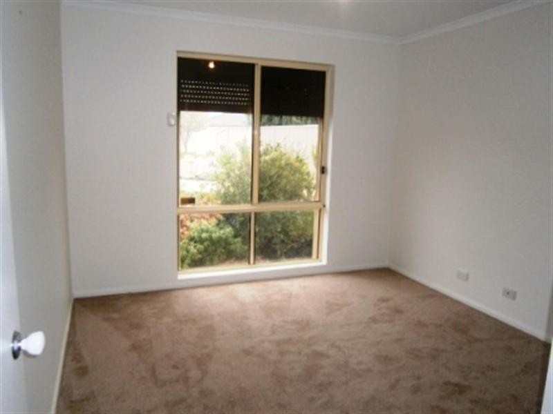 24 Springbank Place, Parafield Gardens SA 5107