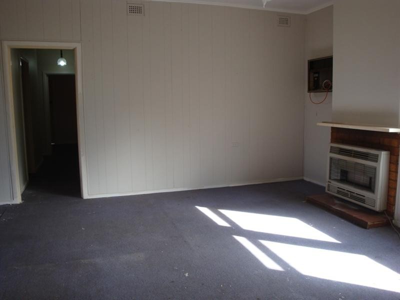 11 Grayling Street, Elizabeth East SA 5112