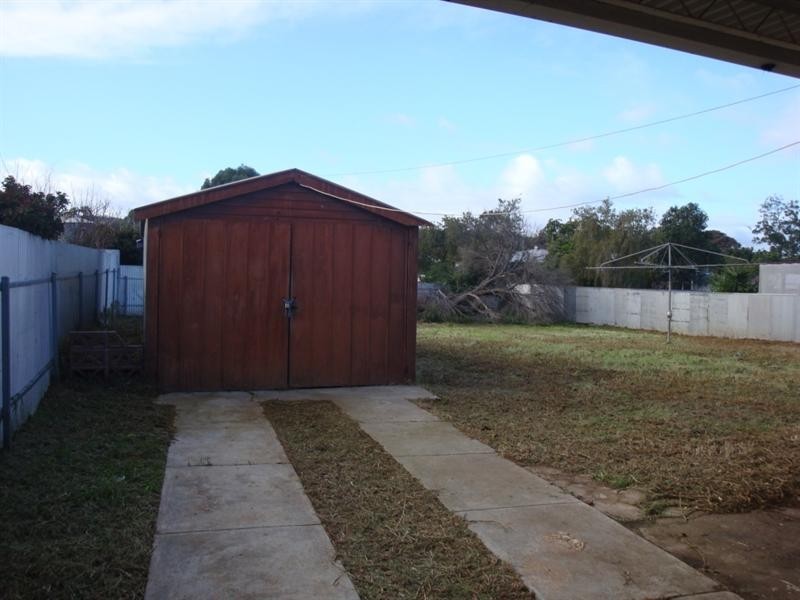 11 Grayling Street, Elizabeth East SA 5112