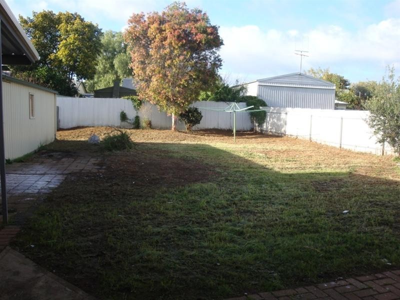 10 Mclean Court, Elizabeth Park SA 5113