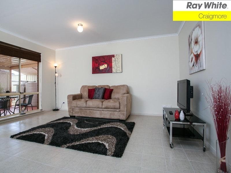 4 Oriana Court, Smithfield SA 5114