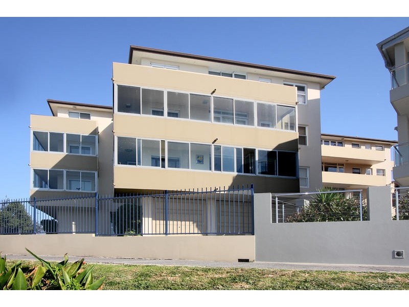 25 The Esplanade, Cronulla NSW 2230