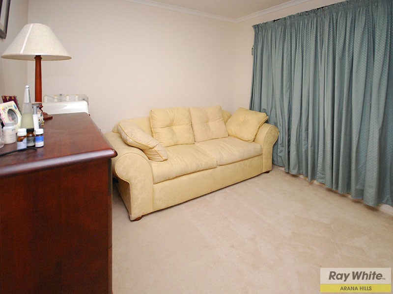 4 Jones Place, Arana Hills QLD 4054