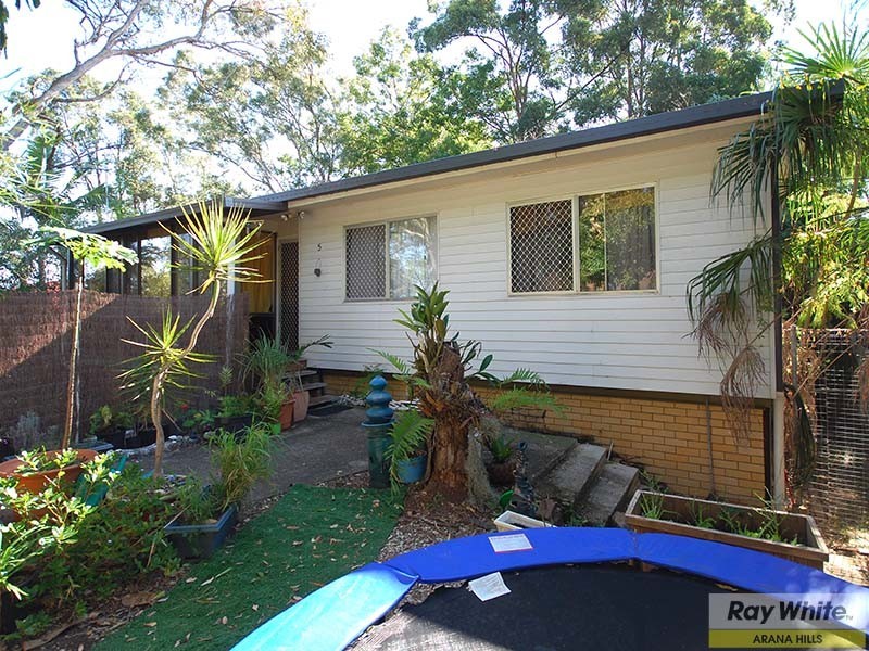 5 Caesar Road, Ferny Hills QLD 4055