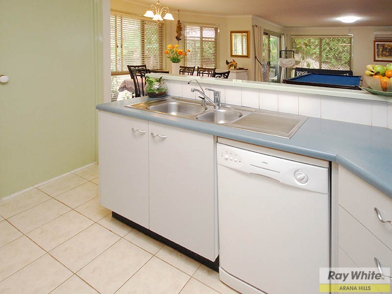 5 Doublebar Court, Arana Hills QLD 4054