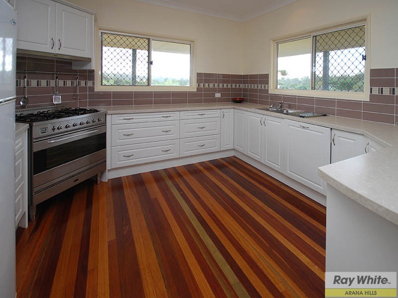 25 Willem Drive, Draper QLD 4520