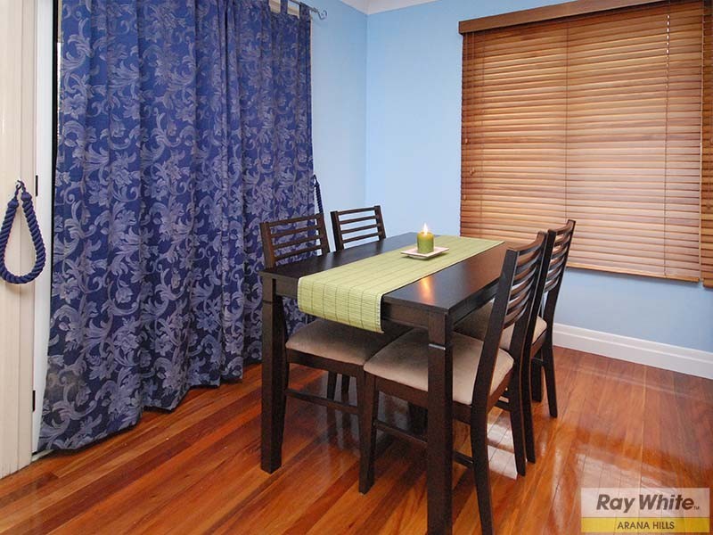 10 Hoxton Street, Arana Hills QLD 4054