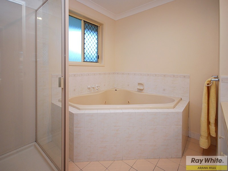 50 Hillenvale Avenue, Arana Hills QLD 4054