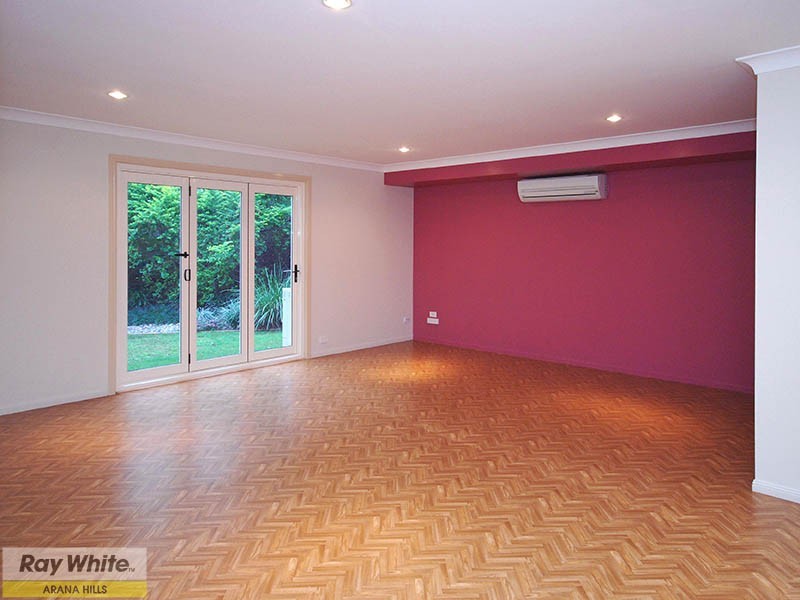 10 Silverwood Court, Ferny Hills QLD 4055