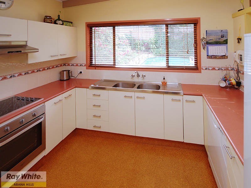 11 Tarnook Drive, Ferny Hills QLD 4055