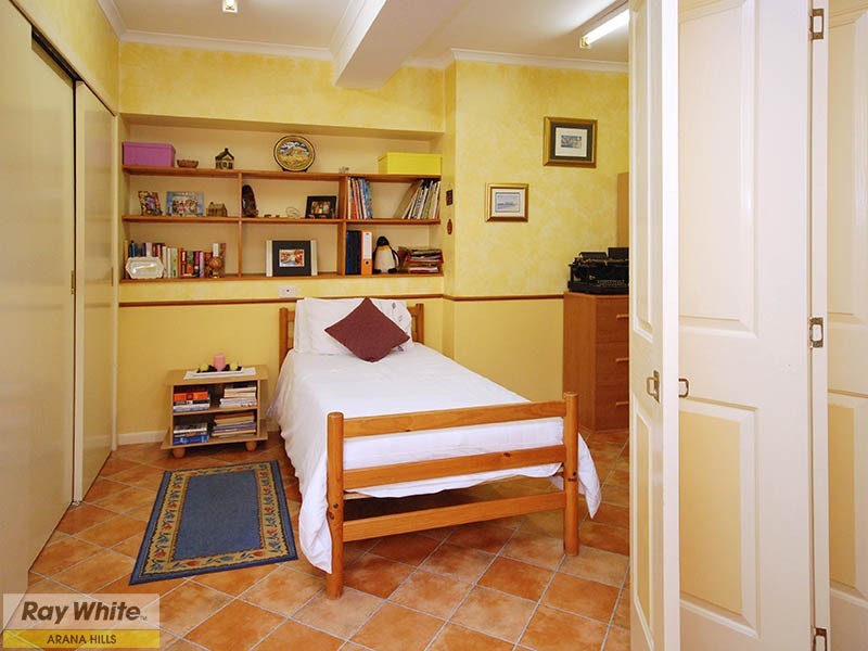 11 Tarnook Drive, Ferny Hills QLD 4055