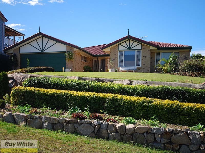 20 Reginald Avenue, Arana Hills QLD 4054