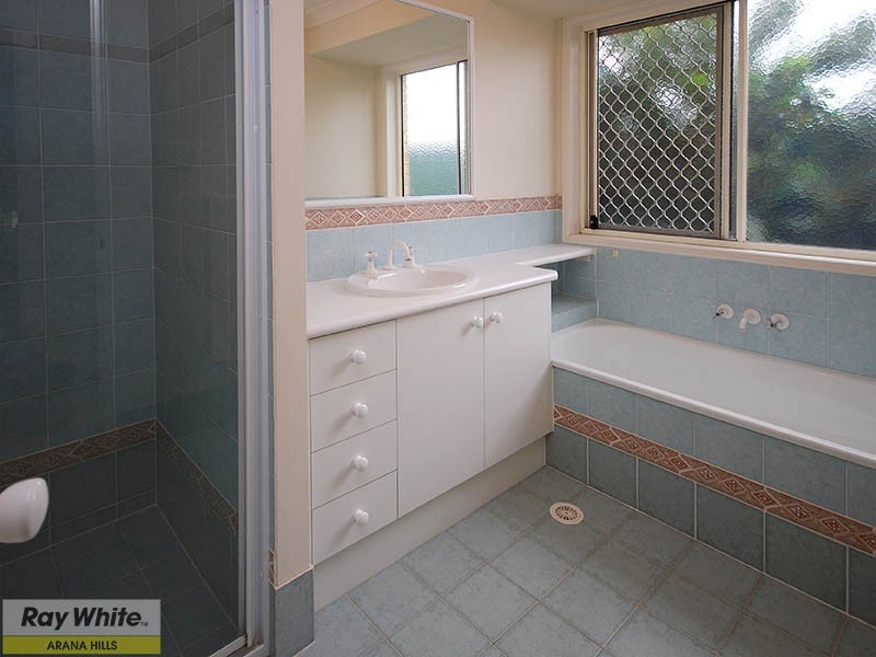 20 Reginald Avenue, Arana Hills QLD 4054