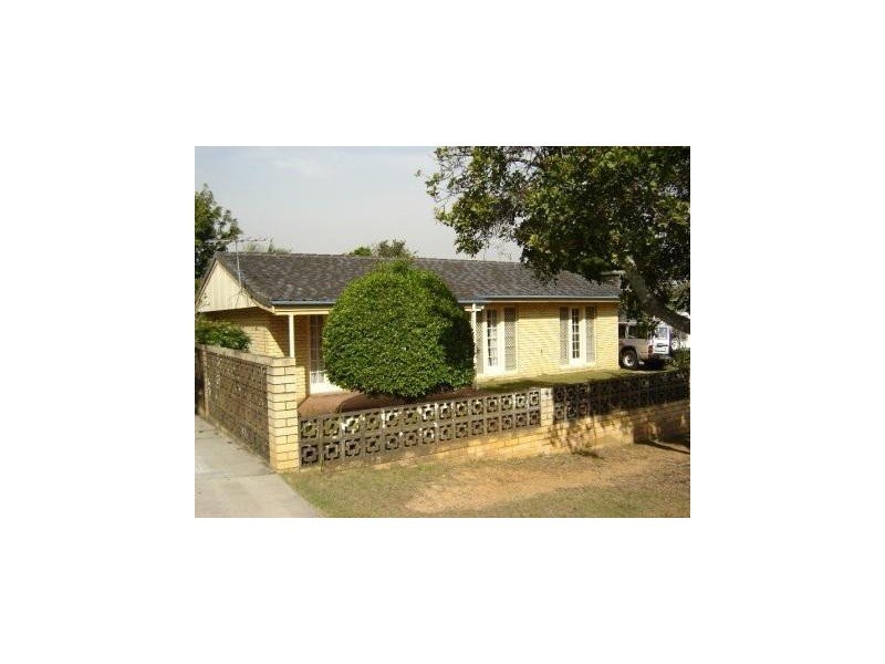 13 Penambul Crescent, Ferny Hills QLD 4055