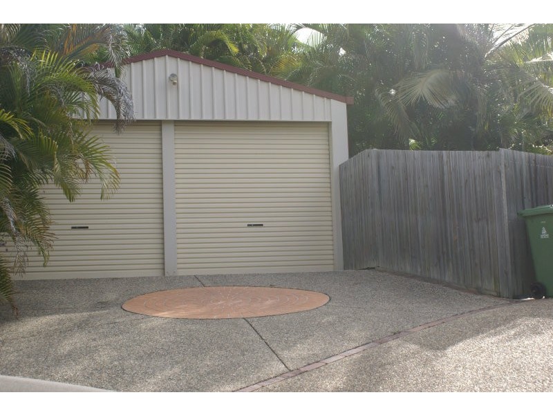 4 Woodbeck Court, Ferny Hills QLD 4055