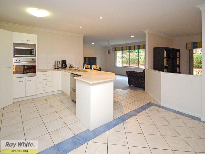 4 Vauton Court, Arana Hills QLD 4054