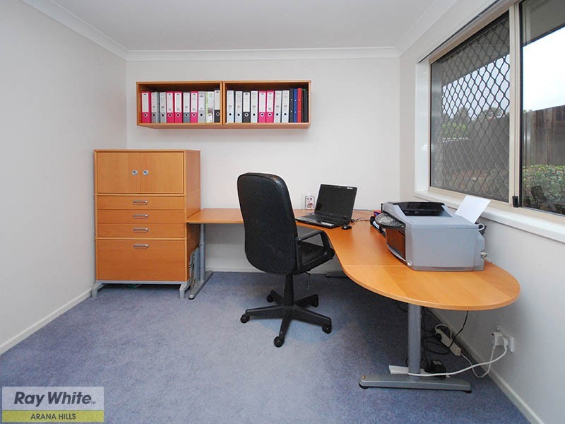 4 Vauton Court, Arana Hills QLD 4054